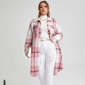 Hp 🥳 pink, white,tan and black plaid plus  jacket 4XL